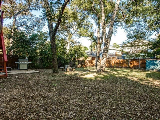 Oak Cliff basement