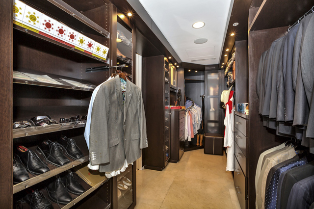 M Closet
