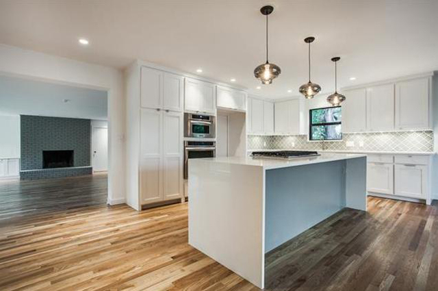 11761 Neering Kitchen