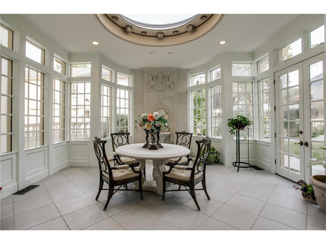 4808 Lakeside Solarium