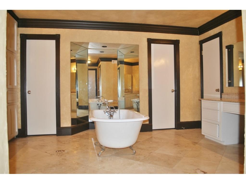 Couch master tub