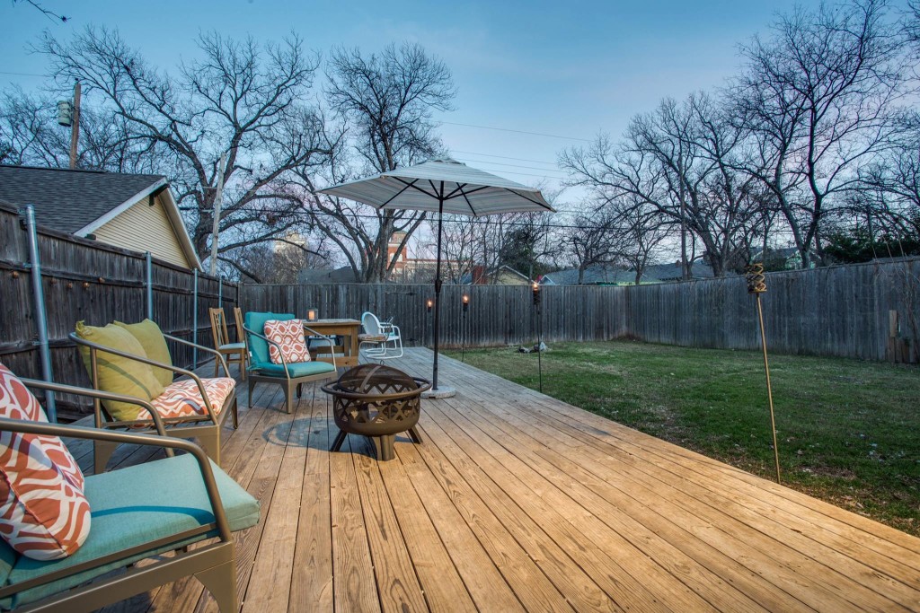 118 WH patio