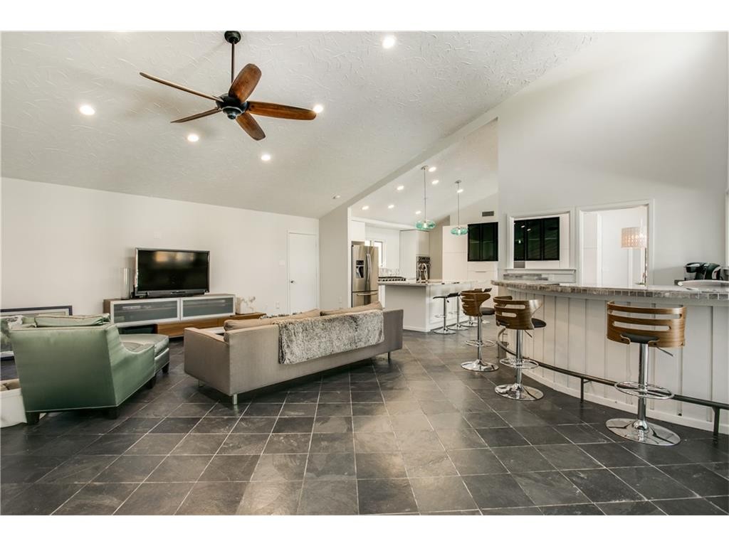 1722 Cedar Hill Den 2