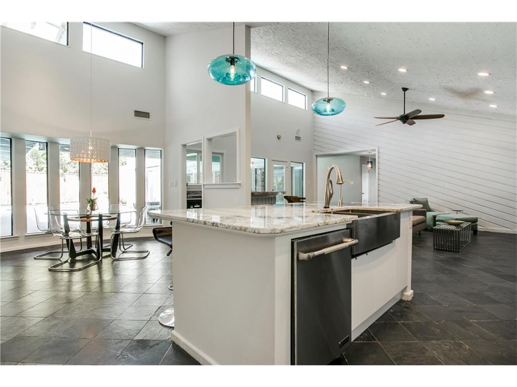 1722 Cedar Hill Kitchen 2
