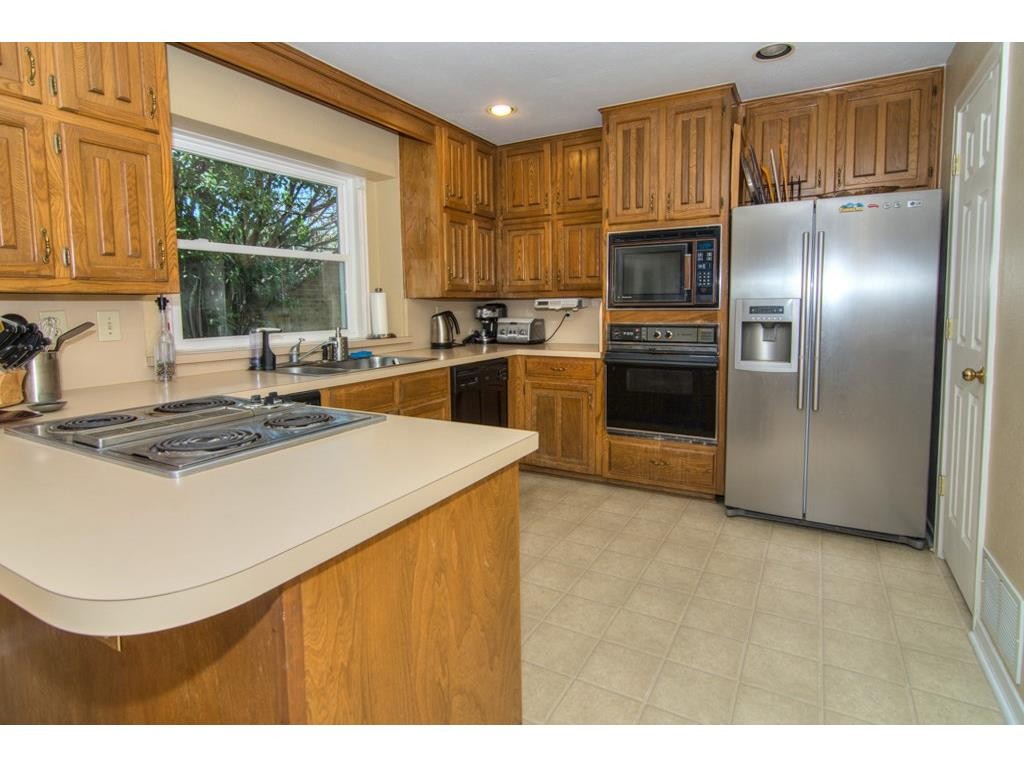 18605 Crownover Court Kitchen