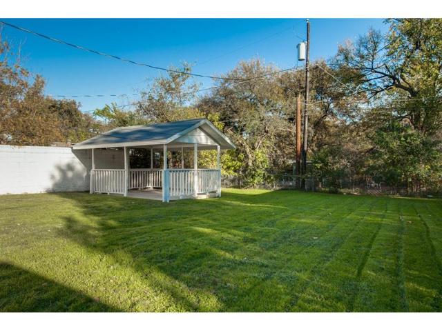 3518 Virginia Backyard