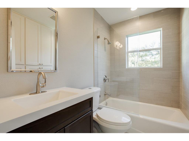 3518 Virginia Bath