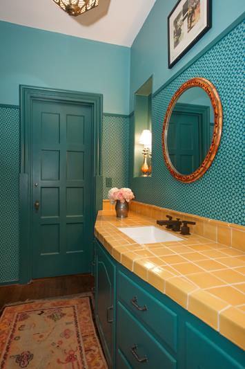 52 valley ridge fw bathroom