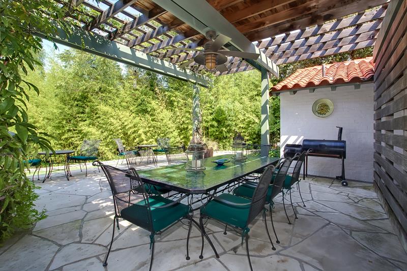 52 valley ridge fw patio 2