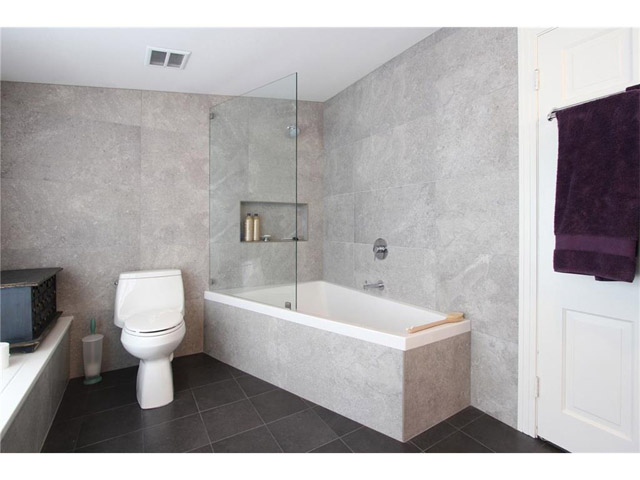 636 W. Colorado Master Bath 2
