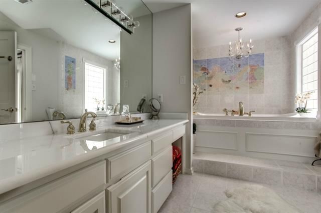 1715 Western Master Bath