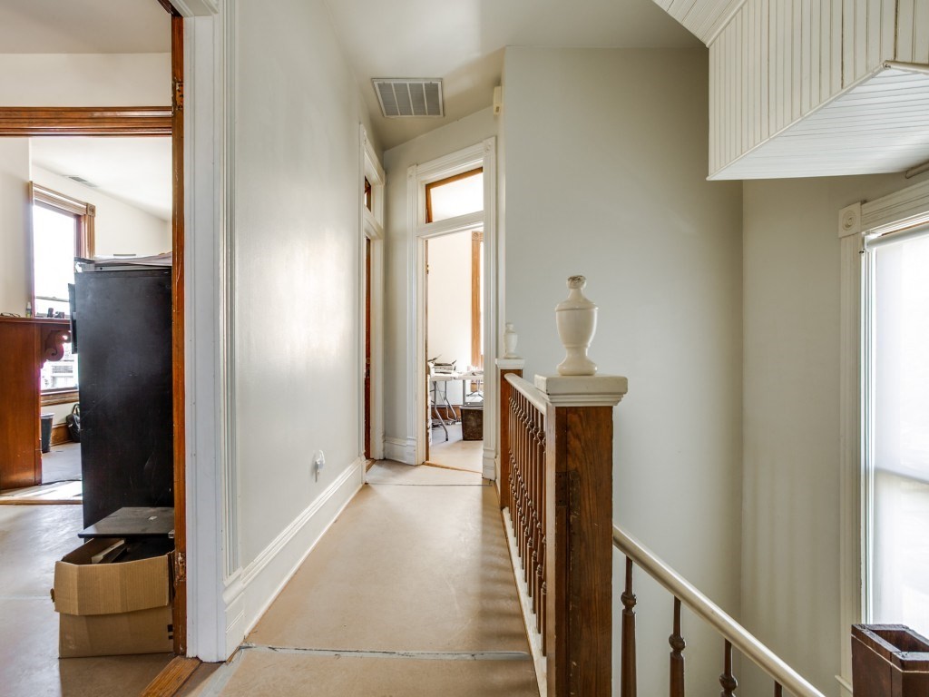 2707 Hibernia 11