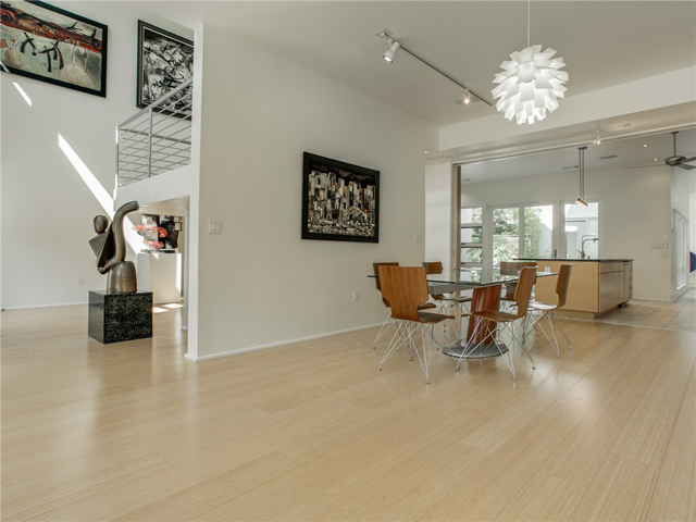 3314 Dartmouth Entry