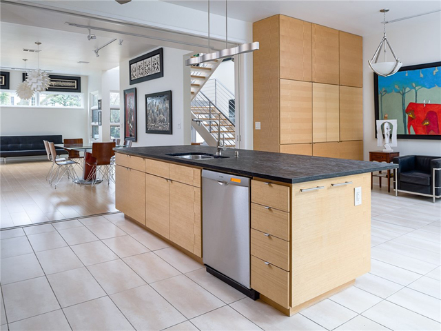3314 Dartmouth Kitchen 4