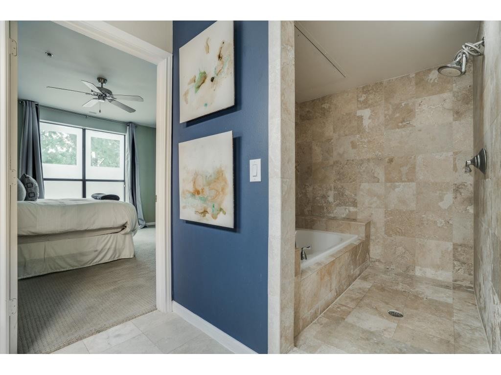 4111 Gilbert Avenue #211 Master Bath 2