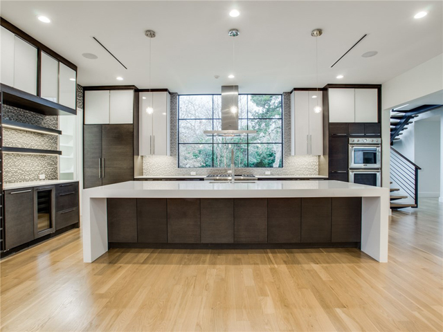 8403 Swananoah Kitchen