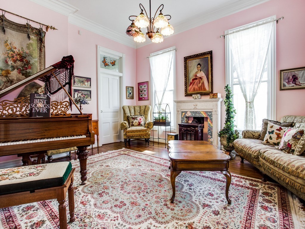 Hibernia drawing room