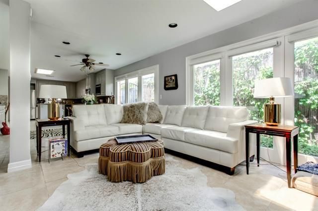 1715 Western Living Area off Kitchen