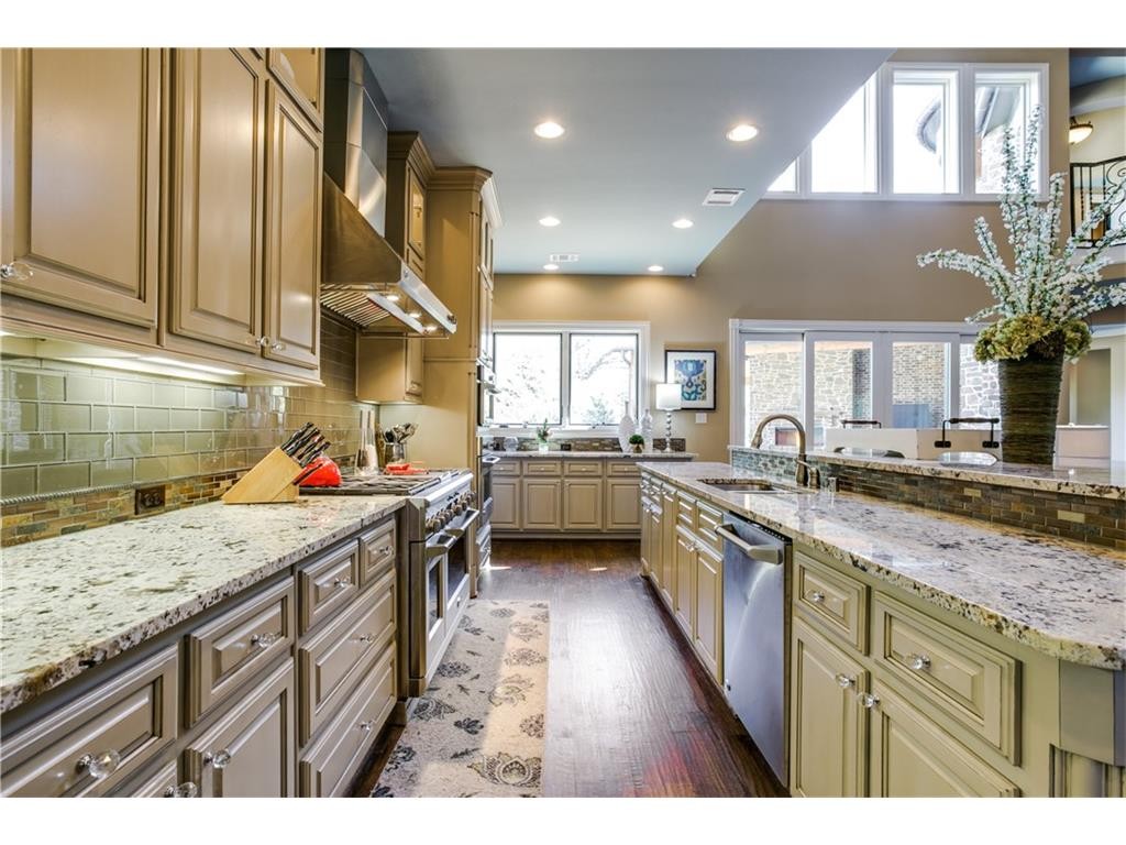Nonesuch kitchenlong