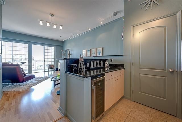 penthouse turtle creek condo