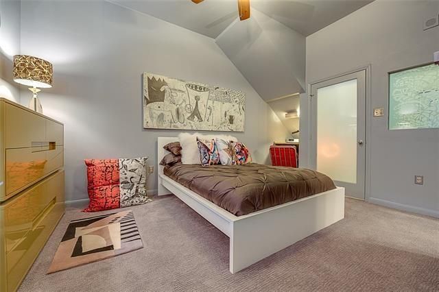 3225 Turtle Creek n