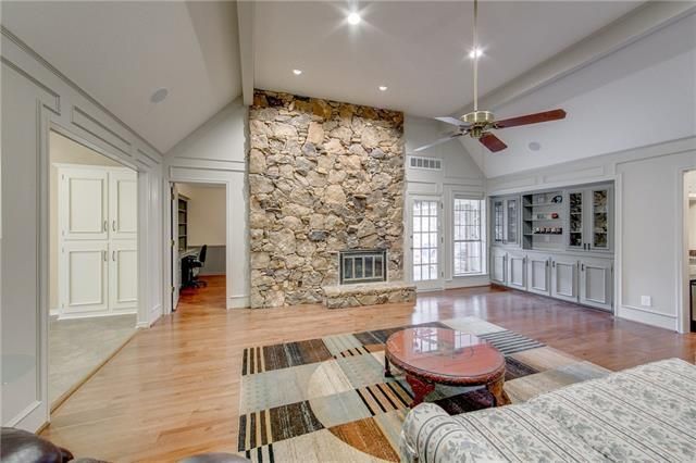 9221 Heatherdale c