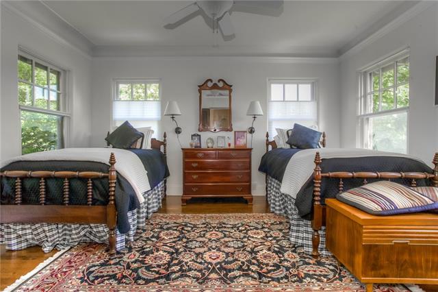 2323 Medford Court west Guest