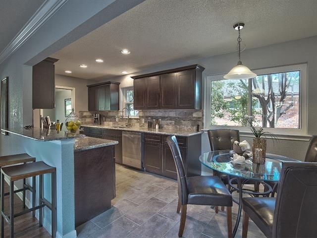 5818 Sunnywood l