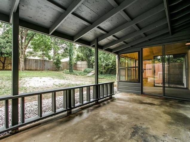 8530 Mediterranean Covered Patio