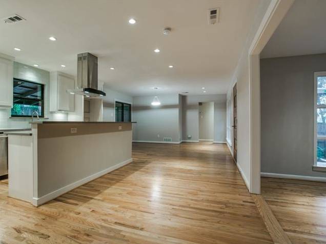 8530 Mediterranean Kitchen Dining