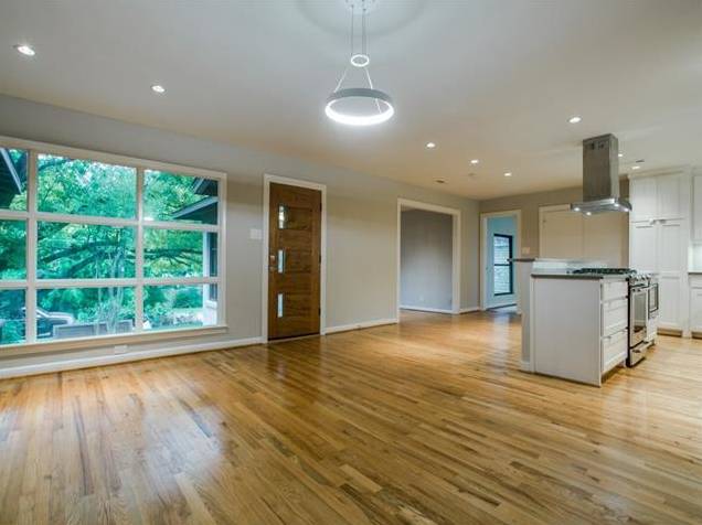 8530 Mediterranean Living 2