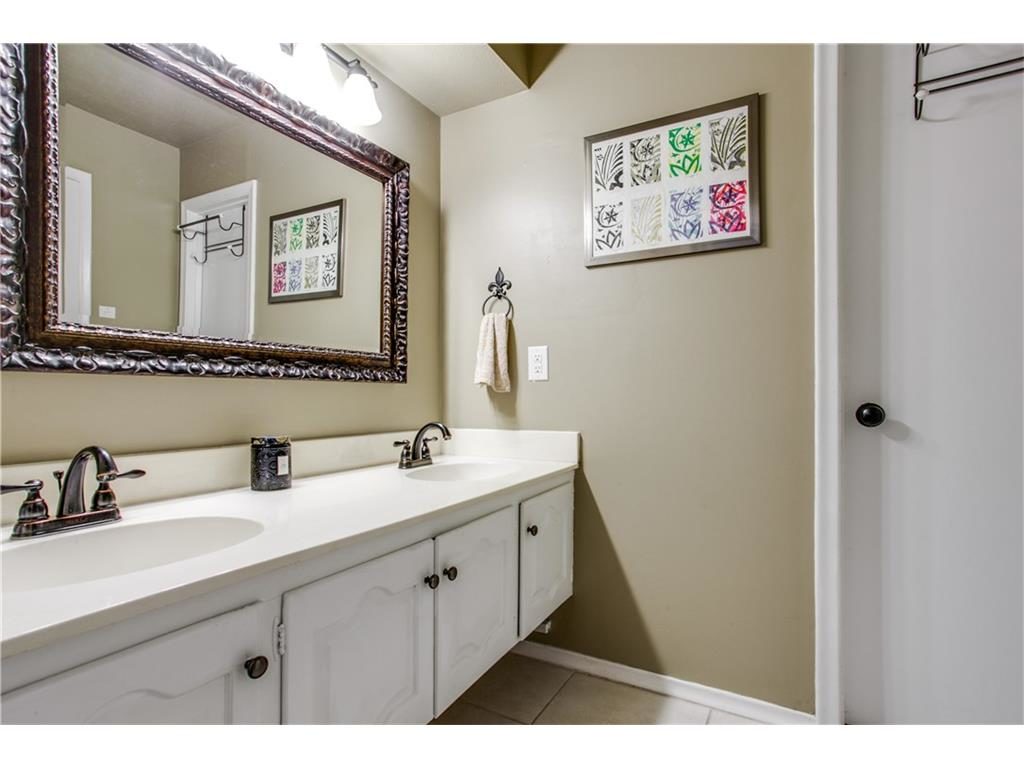 4939 HH kids bath