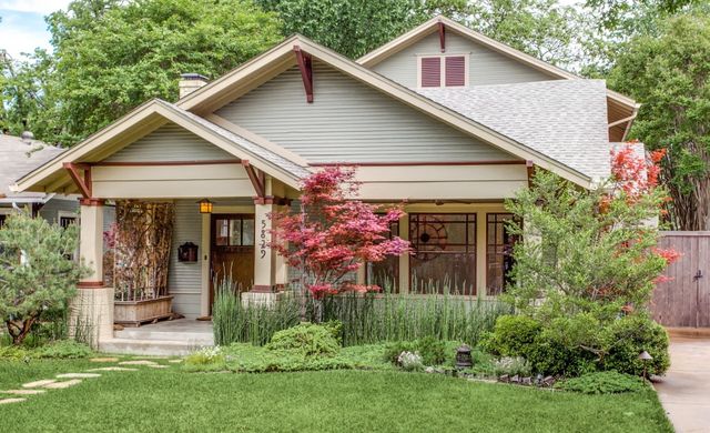 5829 Belmont A