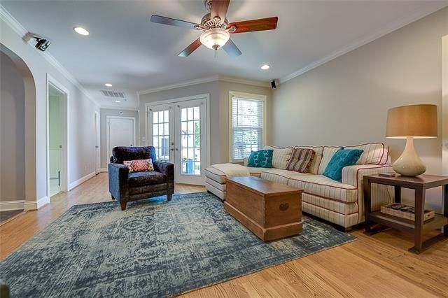 5923 Winton d