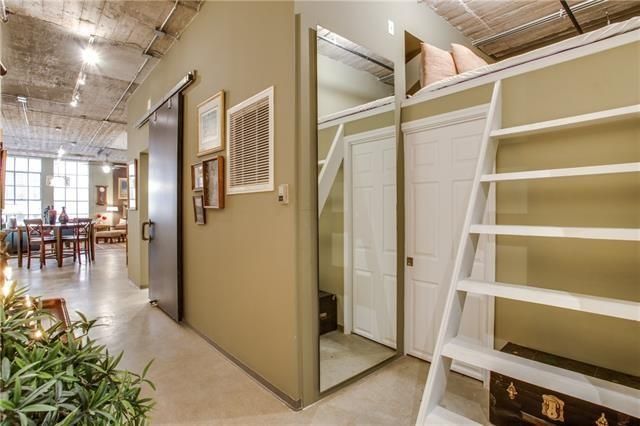 1122 Jackson o