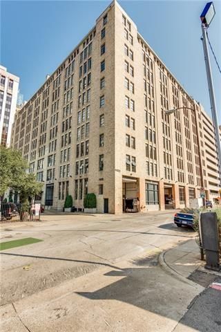 1122 Jackson s