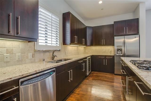 2411 N Hall b