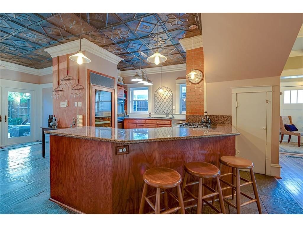 Winnetka Heights Craftsman