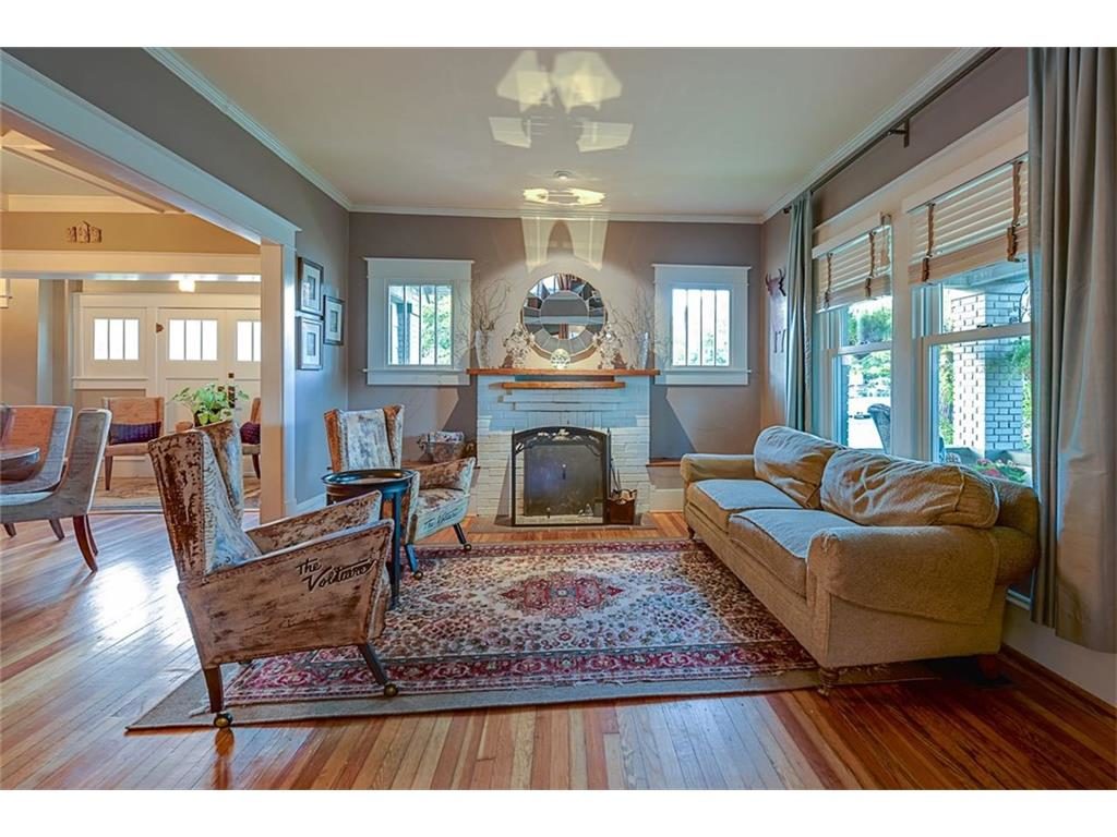 Winnetka Heights Craftsman