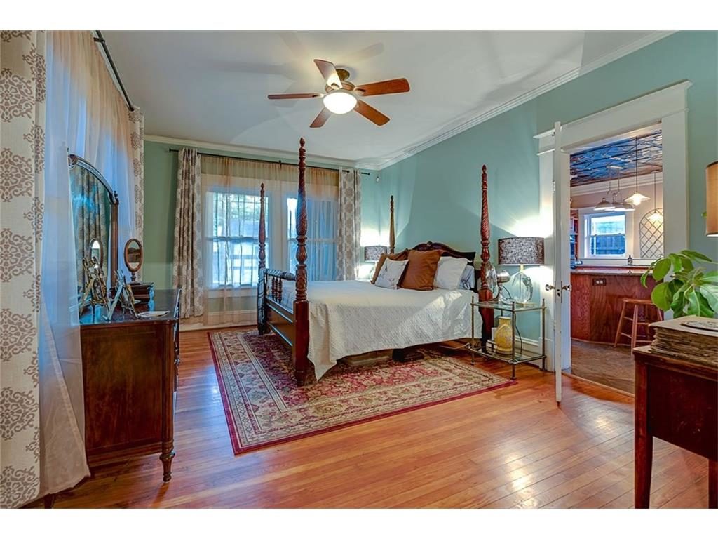 Winnetka Heights Craftsman