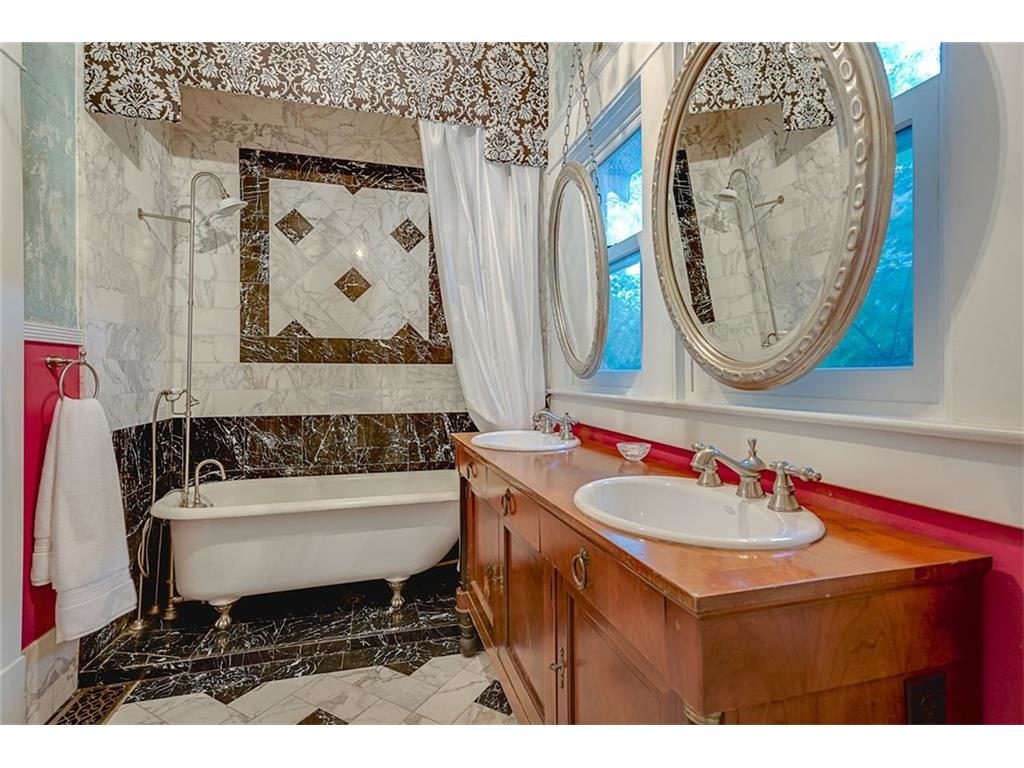 Winnetka Heights Craftsman