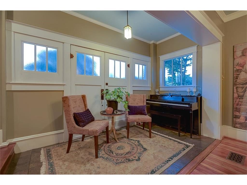 Winnetka Heights Craftsman