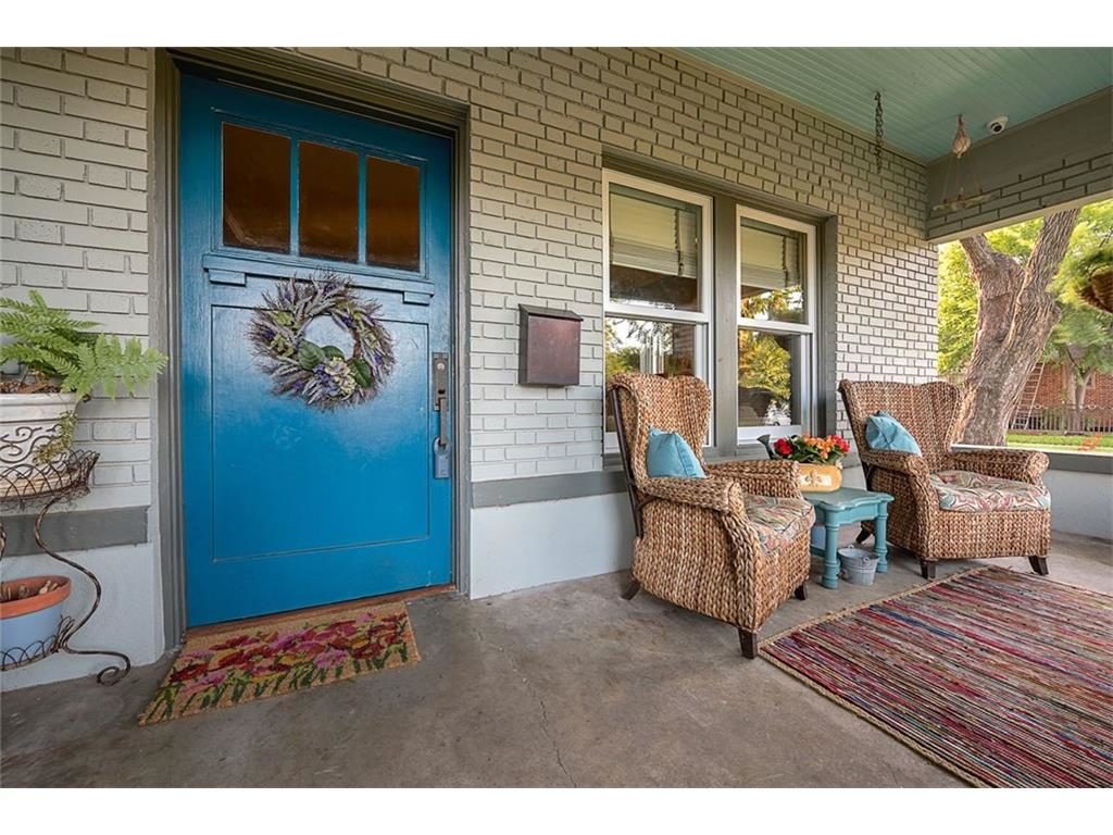 Winnetka Heights Craftsman