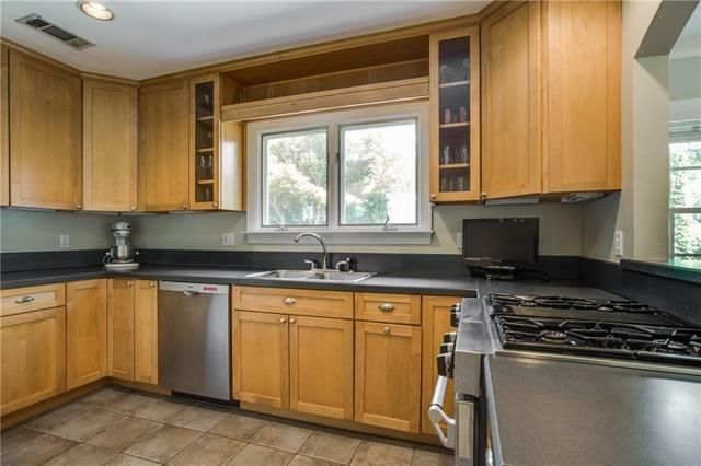 7128 Casa Loma c