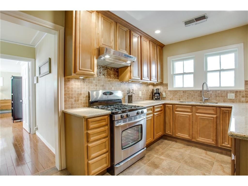 KESSLER PLAZA 2510 W 10th Street Kitchen 2