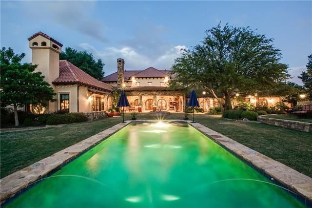 1900 Shady Oaks a