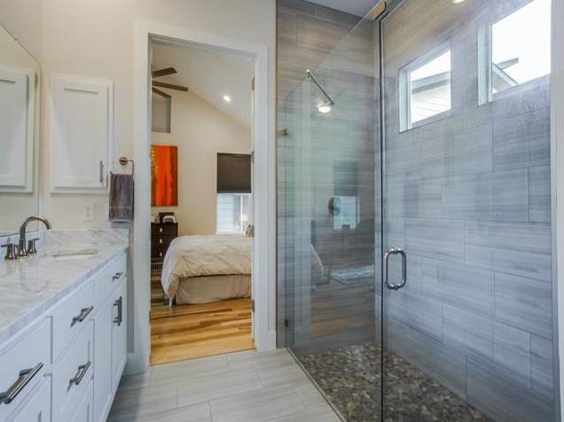 3859 Pine Tree Master Bath 2
