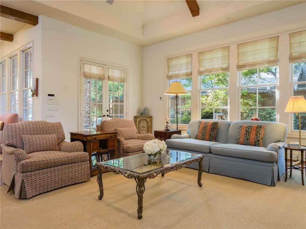 6615 Glendora fr1