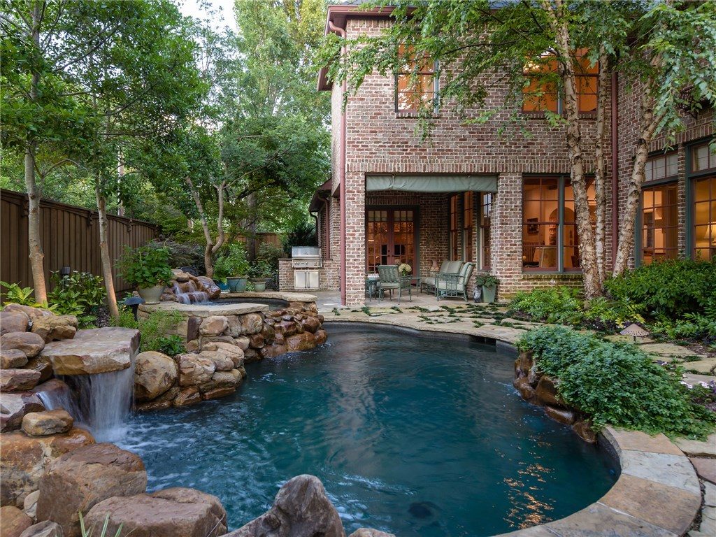 6615 Glendora pool 1