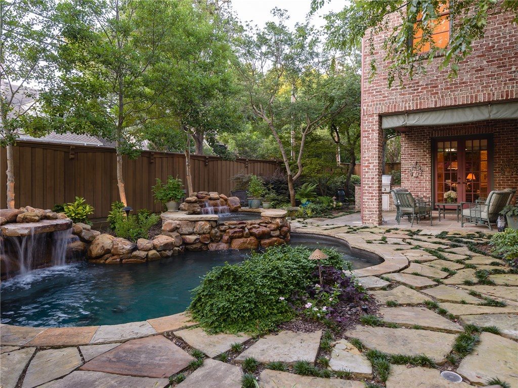 6615 Glendora pool2